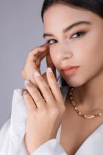 ⁦Heart To Heart - A Luxurious And Fashionable Light Luxury Jewelry Silver Ring With Top-quality Moissanite, S925 Silver⁩ - الصورة ⁦6⁩