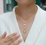 ⁦2-carat Luxury Fashion Minimalist Trend Jewelry Silver Pendant Necklace With Top-quality Moissanite, S925 Silver Electroplated With Gold⁩ - الصورة ⁦4⁩