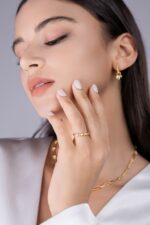 ⁦Heart To Heart - A Luxurious And Fashionable Light Luxury Jewelry Silver Ring With Top-quality Moissanite, S925 Silver⁩ - الصورة ⁦7⁩