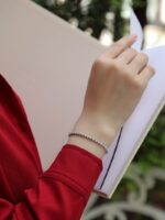 ⁦Starry Sky - Top-quality Moissanite Fashionable Light Luxury Jewelry Silver Bracelet S925 Silver-plated Platinum.⁩ - الصورة ⁦4⁩