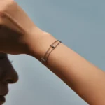 ⁦Silver Double-layer Four Leaf Clover Bracelet Trendy Chain Link Bracelets⁩ - الصورة ⁦2⁩