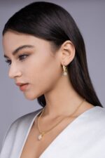 ⁦Round Shadow - Luxurious And Fashionable Light Luxury Jewelry Stud Earrings Set With Top-quality Moissanite, S925 Silver Plated With Gold⁩ - الصورة ⁦7⁩