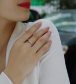 ⁦Love Interwoven - A Wedding Ring Set With Top-quality Moissanite S925 Silver⁩ - الصورة ⁦10⁩