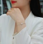 ⁦Harmonious And Brilliant - Top-quality Moissanite, Luxurious And Fashionable Light Luxury Jewelry Silver Bracelet⁩ - الصورة ⁦3⁩