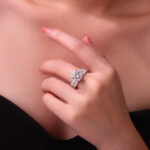 A Wedding Ring Set With Top-quality 5-carat Moissanite S925 Silver - Image 2